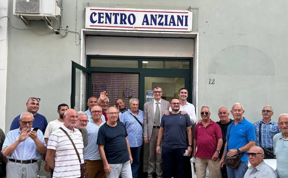 centro anziani cutro