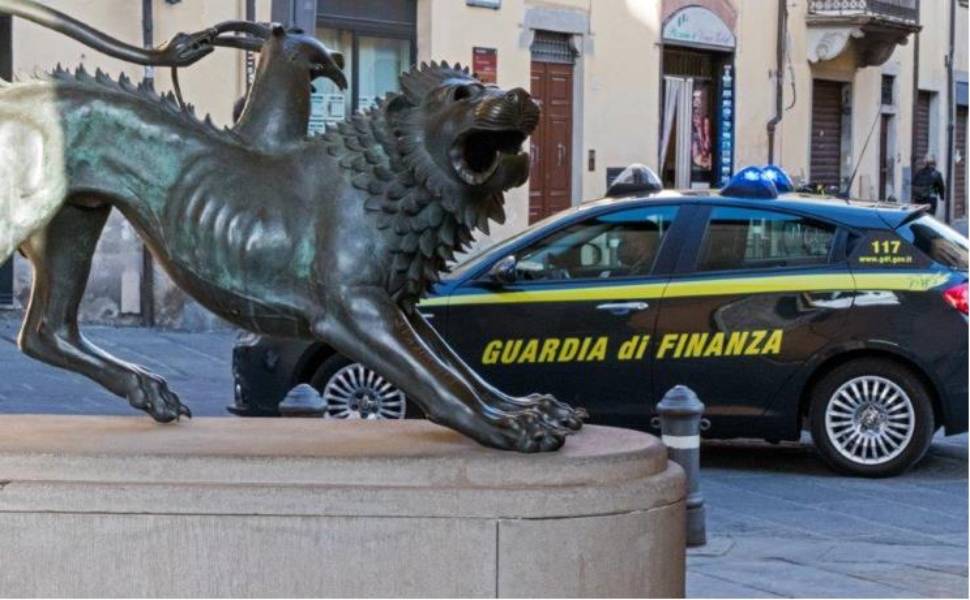 guardia finanza arezzo