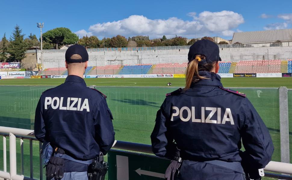 polizia stadio