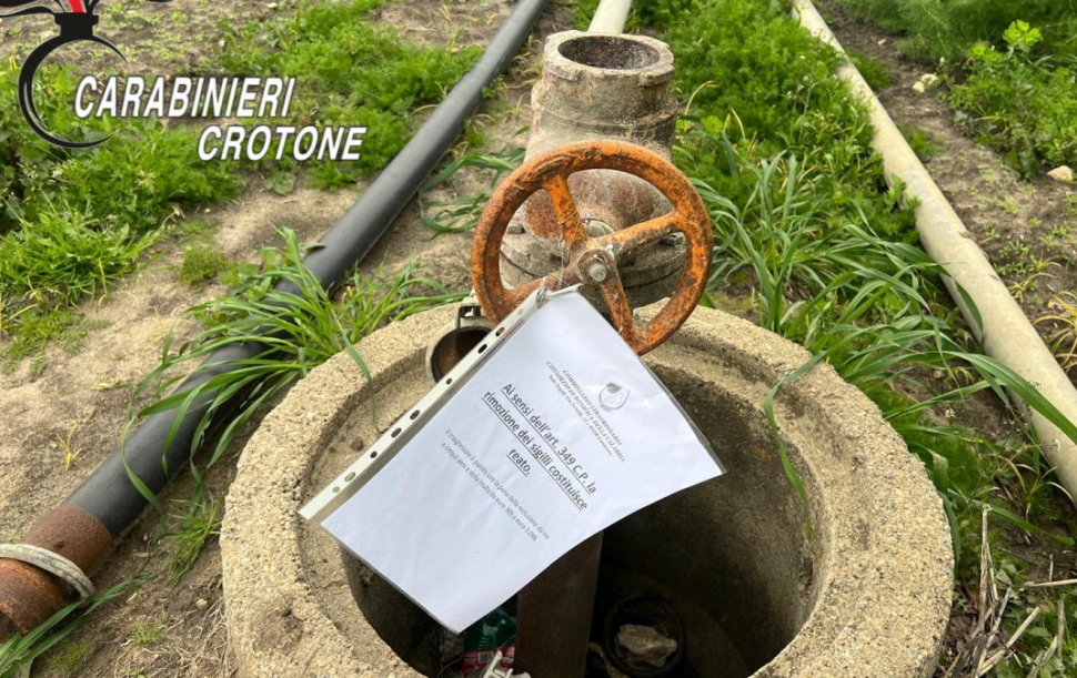 Allacci abusivi acqua Crotonese