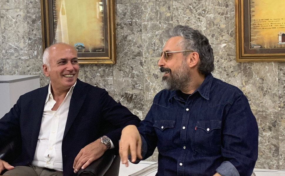 Festival di Sanremo, il sindaco di Cosenza a Brunori Sas: «La sua gara Dario l'ha già vinta» 51 Franz-Caruso-e-Brunori.