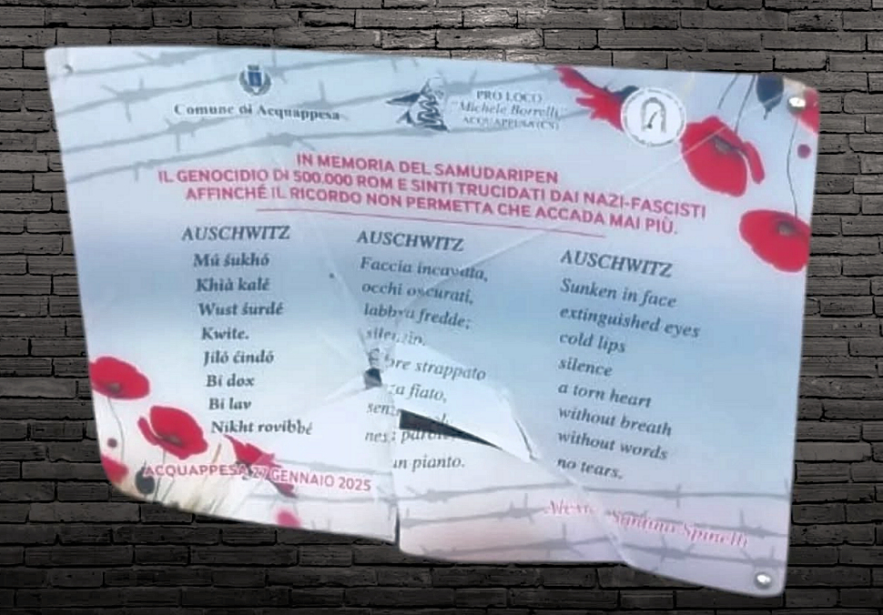 Targa Eccidio Rom Acquappesa vandalizzata