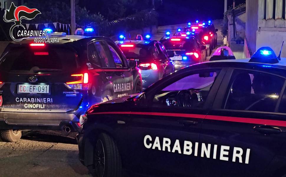 operazione carabinieri reggio