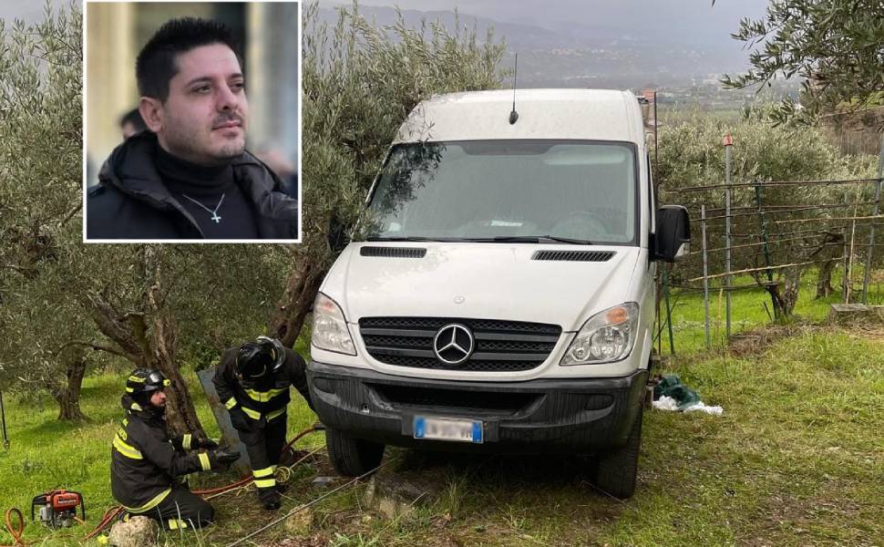 Tragedia a Montalto Uffugo, 41enne muore schiacciato da un furgone 51 vigili del fuoco alessandro guerra