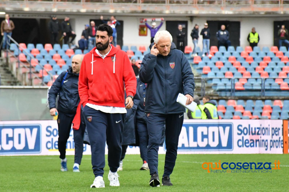 Cosenza, ennesima figuraccia. Il Pisa vince 3 a 0, rossoblu a picco in un Marulla deserto 57 Cosenza Pisa Toretello Belmnonte