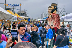 "Facce da Fiera" 2025: volti, colori e scatti dal tradizionale evento fieristico di Cosenza - FOTO 52 Fiera di San Giuseppe2025 facce01