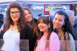 "Facce da Fiera" 2025: volti, colori e scatti dal tradizionale evento fieristico di Cosenza - FOTO 109 Fiera di San Giuseppe2025 facce51