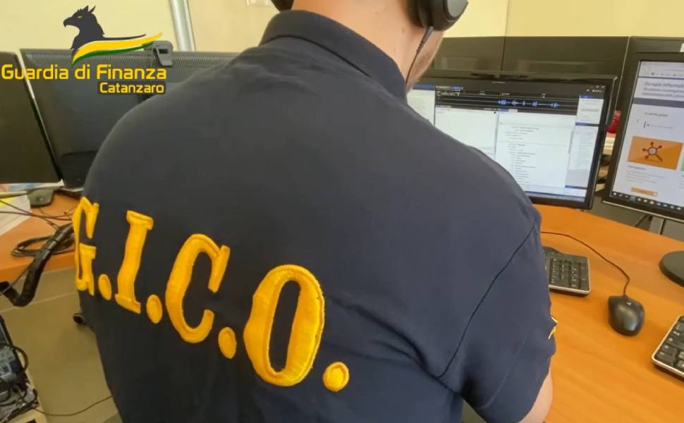 Finanza catanzaro gico