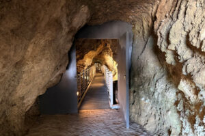 Grotte di Sant’Angelo: dopo 7 anni riaperte al pubblico le meraviglie sotterranee di Cassano All’Ionio 54 Grotte Sant0Angelo1