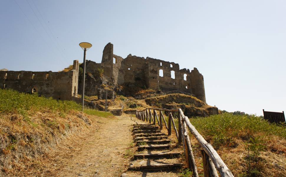 Santa Maria Del Cedro Castello San Michele