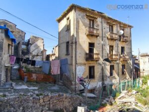 crollicentrostorico37