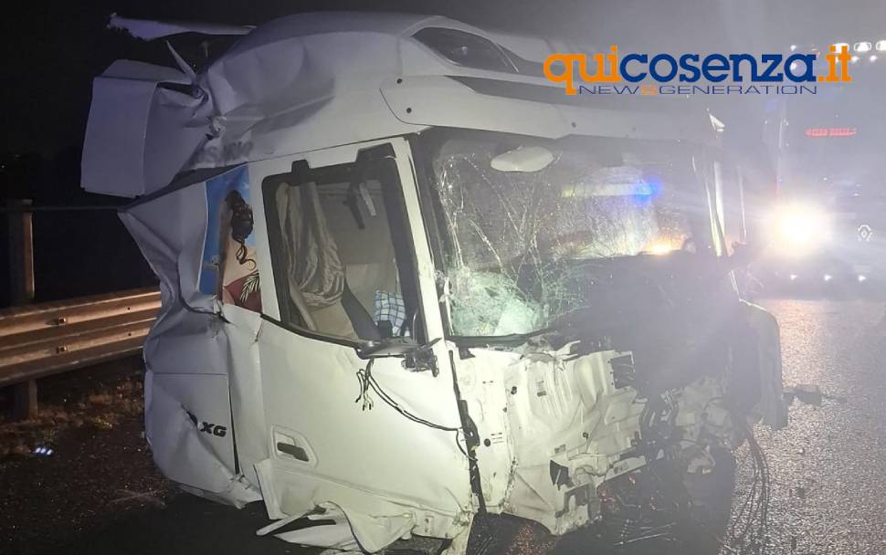 incidente a2 gioia tauro palmi