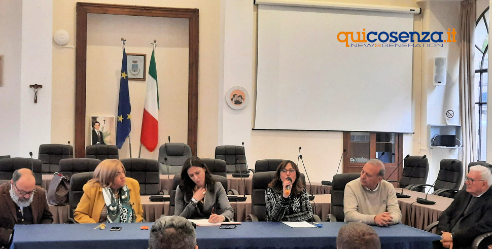 Castrovillari unico comune con un garante dei detenuti su 4 istituti nella provincia «educazione e reinserimento» 56 Garante dei detenuti Castrovillari 3