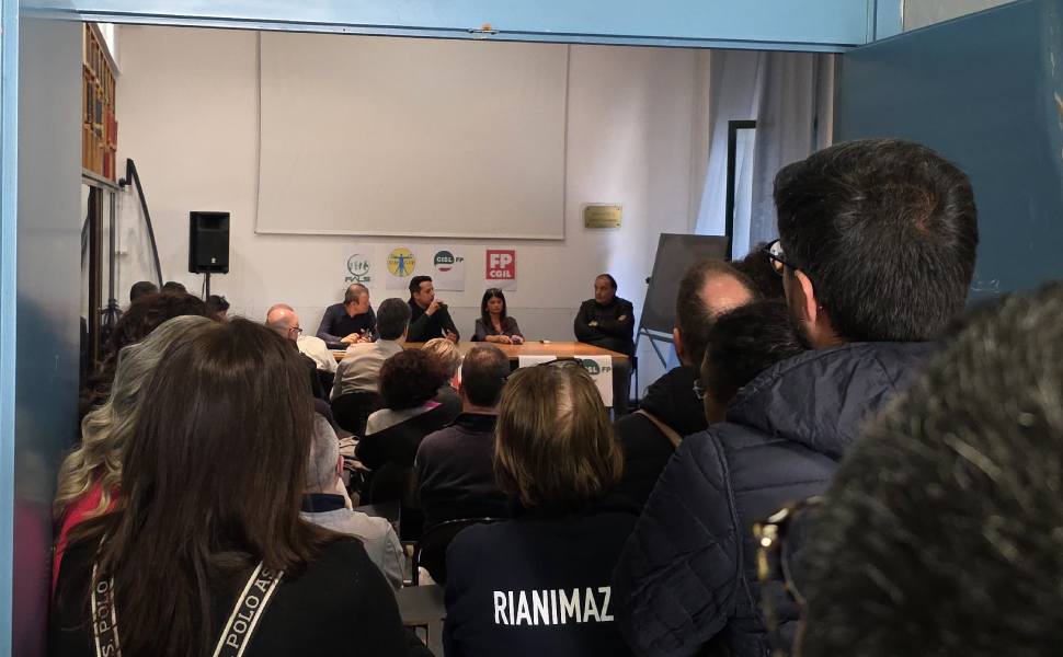 assemblea lavoratori biblioteca annunziata cosenza 02