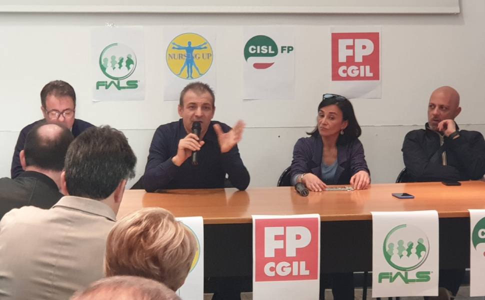 assemblea lavoratori biblioteca annunziata cosenza 03