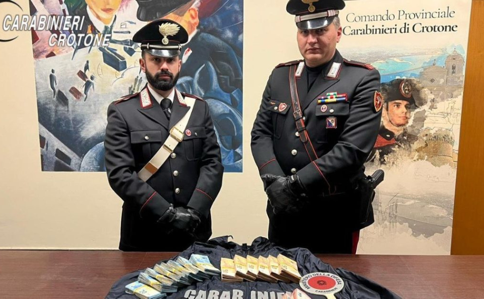 carabinieri-crotone