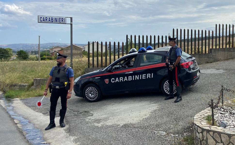 Mottafollone: ai domiciliari viene trovato fuori casa, rintracciato dai carabinieri alla fermata dell'autobus 51 carabinieri san marco argentano