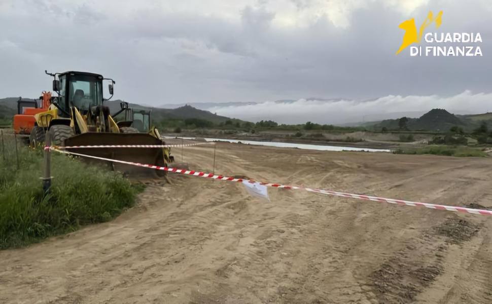 fiume neto sequestro finanza statale 107 cava abusiva 02