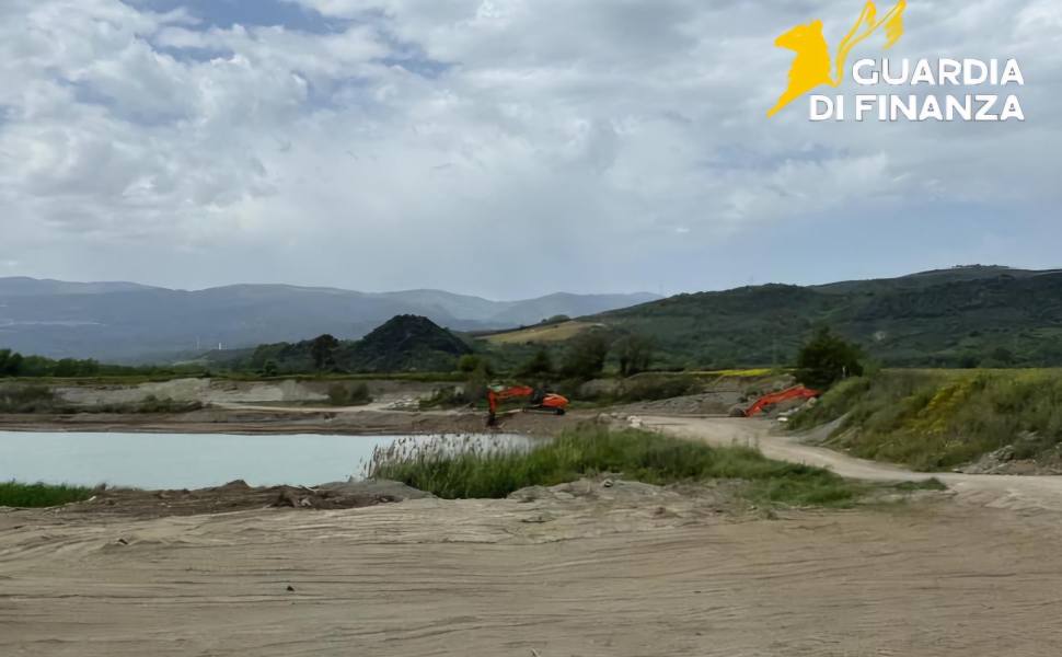 fiume neto sequestro finanza statale 107 cava abusiva 03