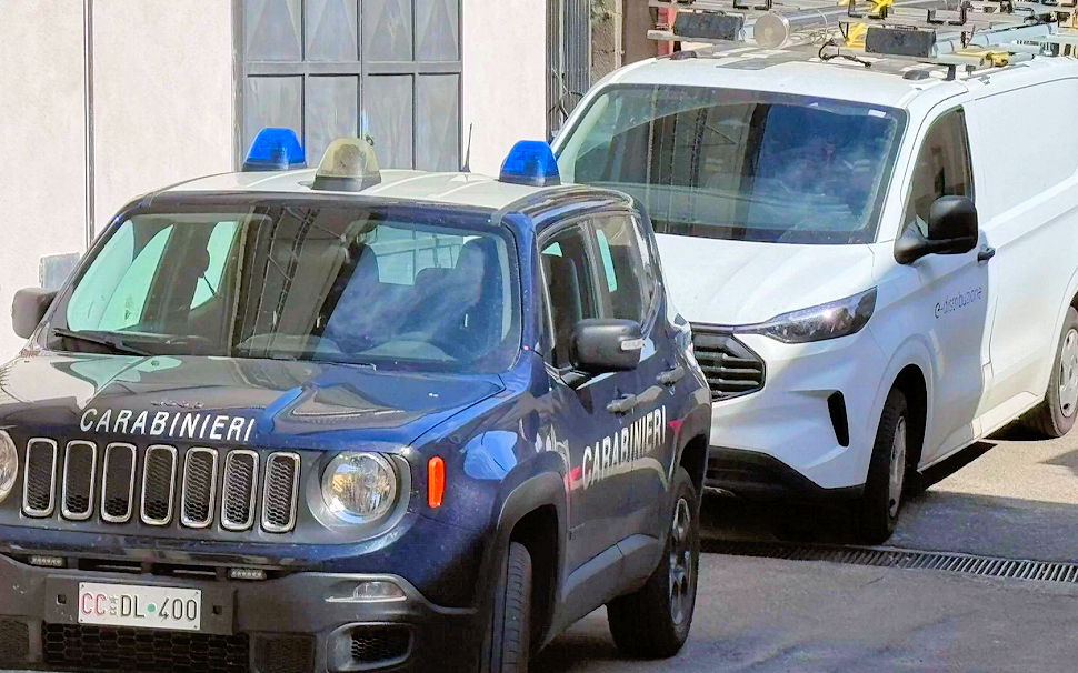 Carabinieri enel