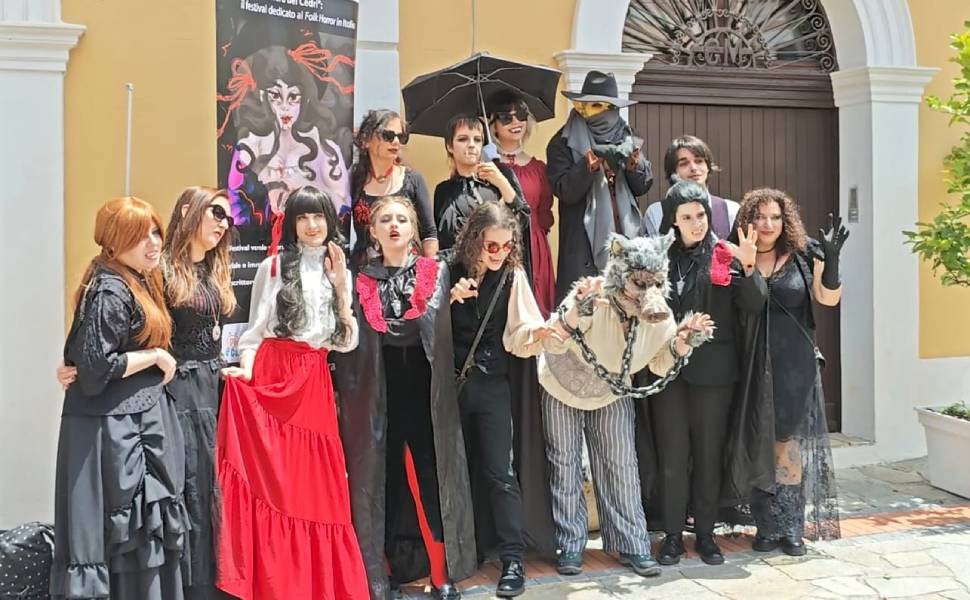 San Nicola Arcella: misteri, vampiri e folk horror. Boom di presenze per “Crawford in Riviera dei Cedri 2025” 58 Crawford in Riviera dei Cedri 2025 1