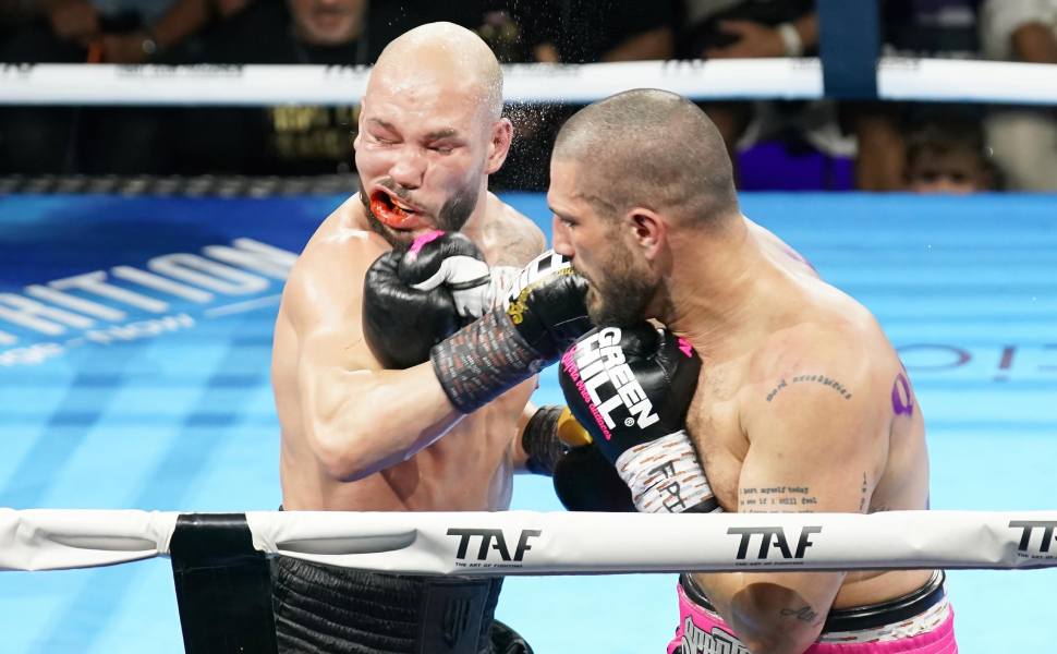 Boxe: il calabrese Dario Morello è il nuovo campione italiano dei pesi medi 57 Dario Morello Foto di Beppe Merigo 02