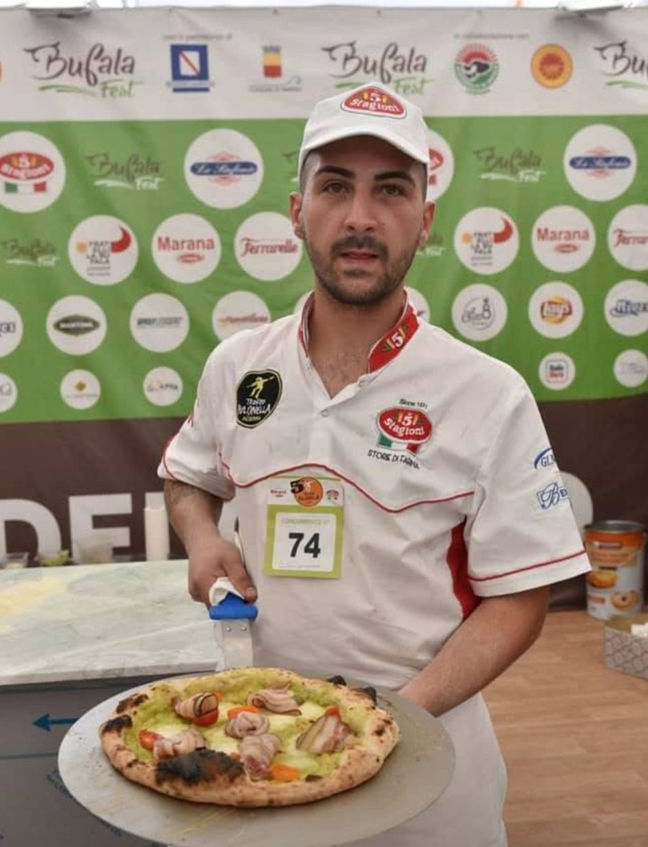 Ha reinventato la pizza con i sapori della Calabria: Espedito Ammirata, ‘Mammarè’ e i suoi inimitabili ‘chiuriti’ 64 Espedito Ammirata