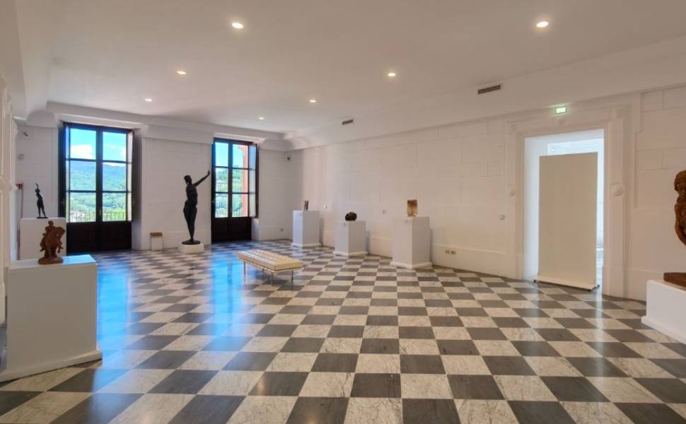 Galleria nazionale cosenza interno