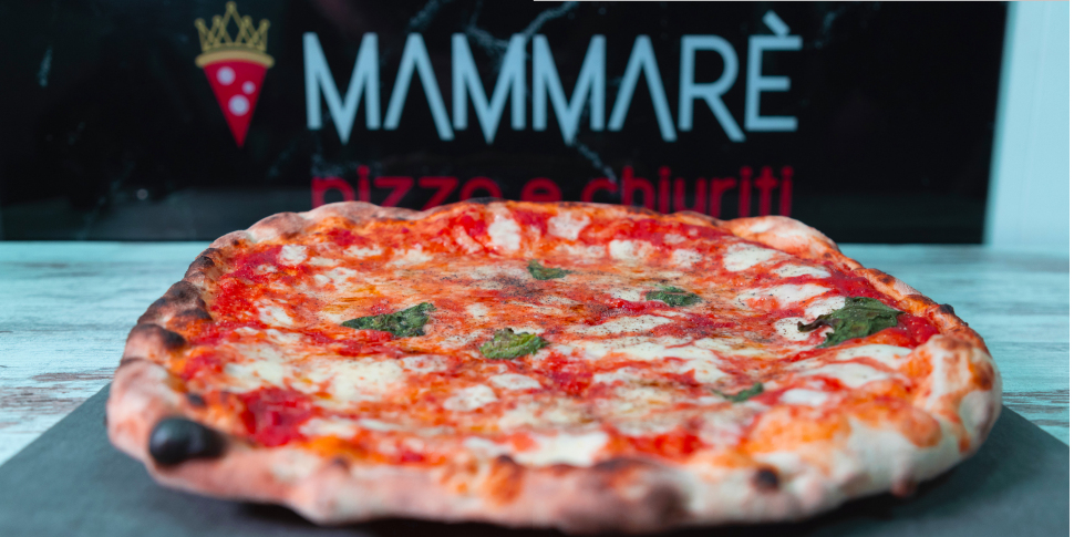 Ha reinventato la pizza con i sapori della Calabria: Espedito Ammirata, ‘Mammarè’ e i suoi inimitabili ‘chiuriti’ 62 Mammarè Pizza e chiuriti
