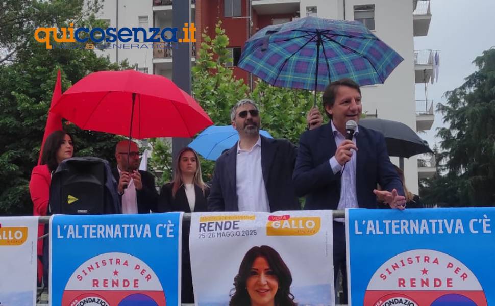 La candidata a sindaco Gallo (M5S) presenta le sue liste e annuncia: "Il 22 maggio Conte a Rende" 65 campagna elettorale rossella gallo rende Tridico 01