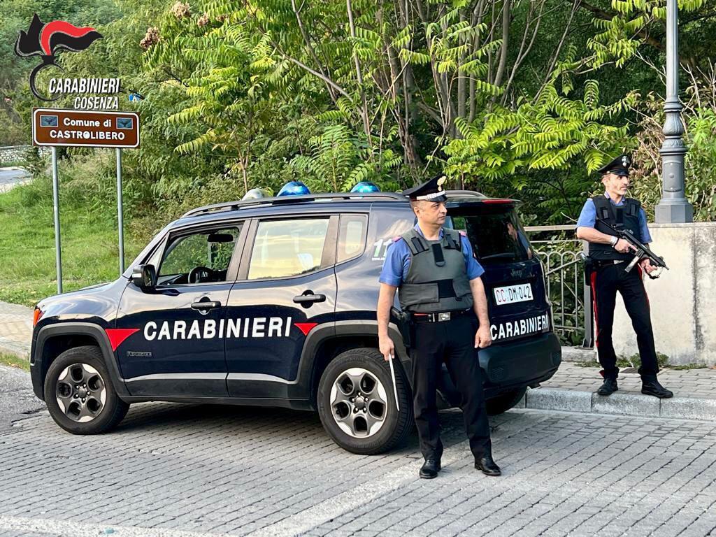 carabinieri-castrolibero