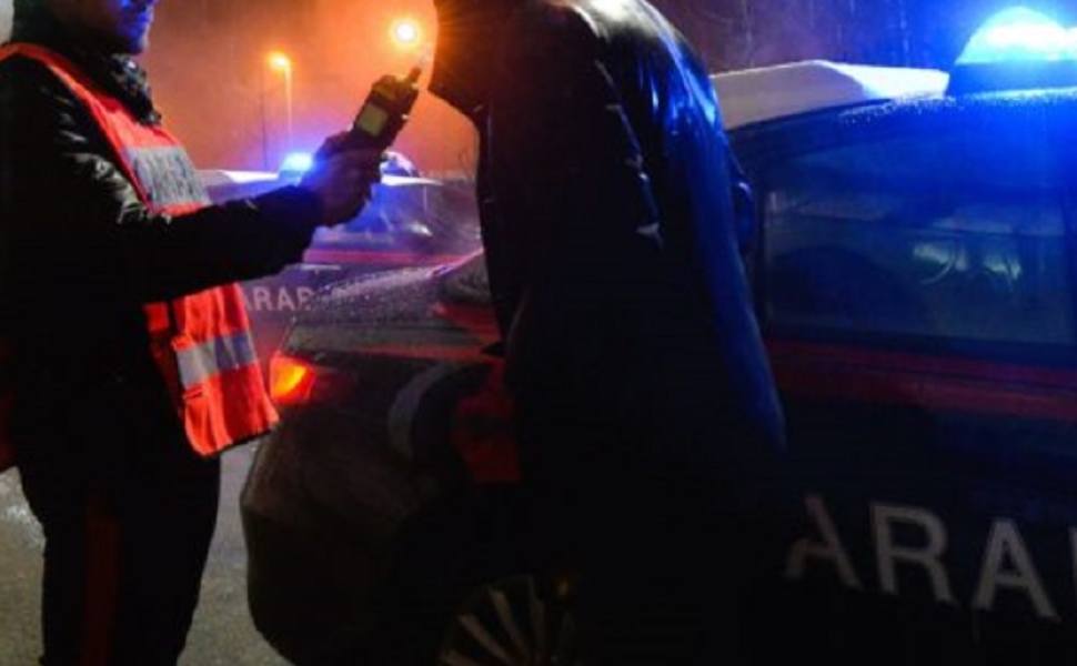 carabinieri_notte_etilometro