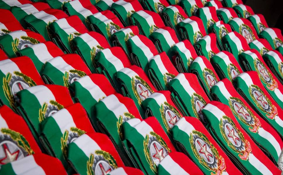 Fin dove può spingersi il potere di un amministratore locale? A Cosenza esperti e giuristi a confronto 54 fasce tricolore sindaci