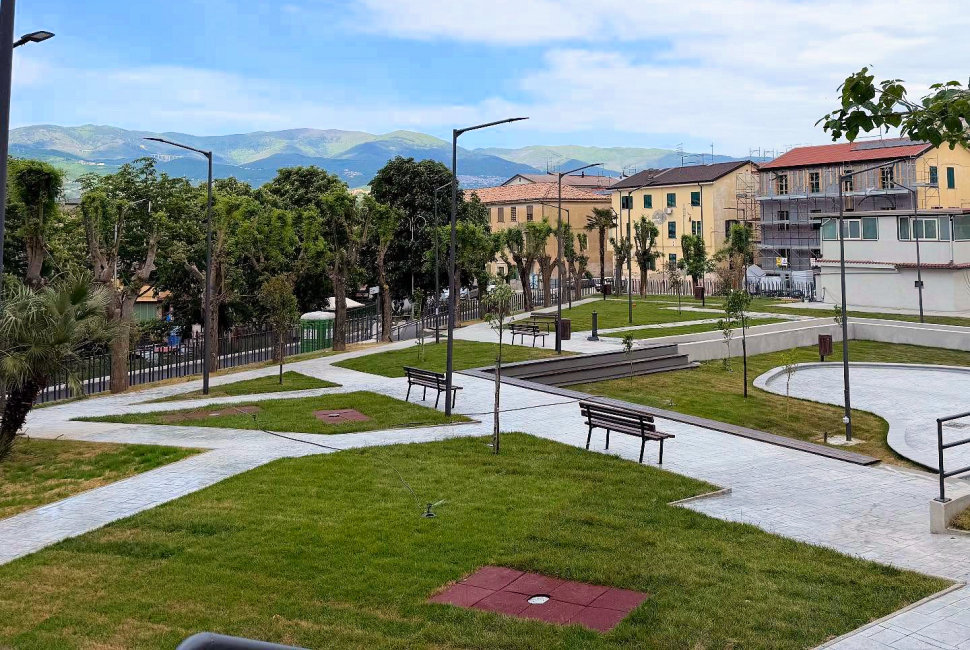 piazza di via Saverio Albo Cosenza1