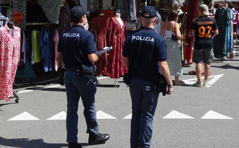 polizia fiera generico