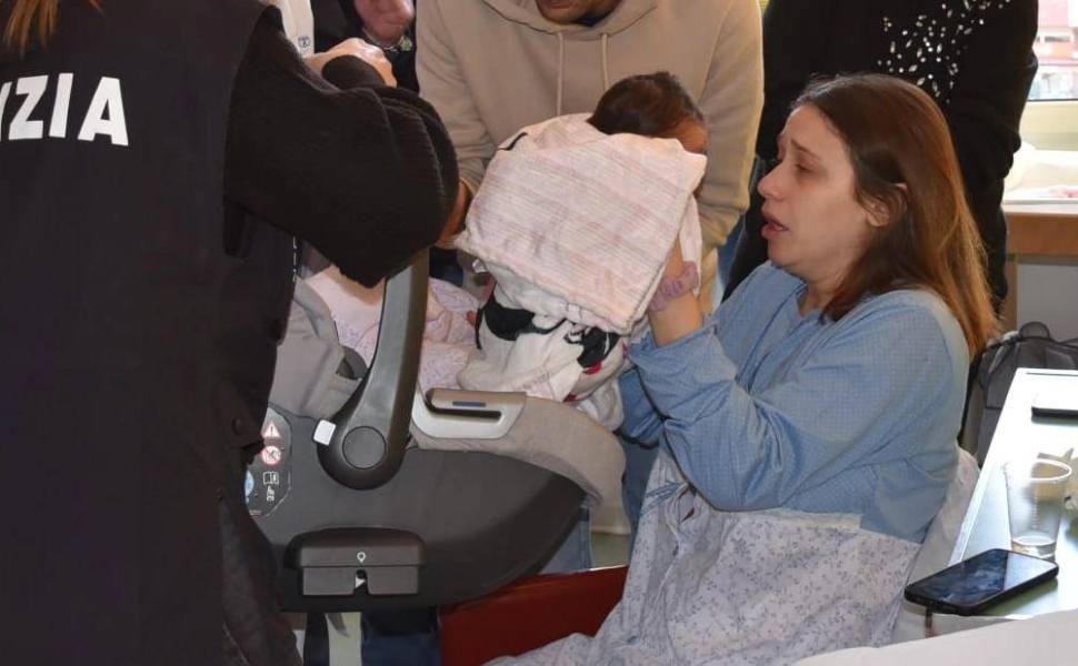 Festa della Mamma: una giornata per essere grati alle donne più importanti, un pensiero per Valeria 60 sofia e valeria chiappetta