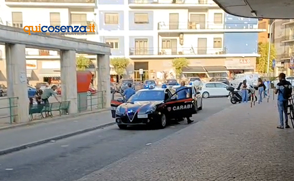 Carabinieri autostazione Cosenza