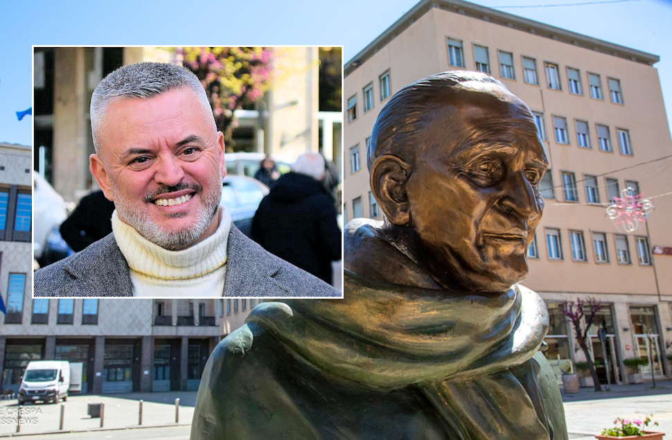 Mancini Jr Statua