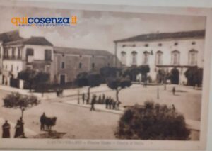 Come il PNRR trasforma le piazze, l’esempio di Castrovillari - FOTO 59 PRIMA piazza gallo castrovillari 4