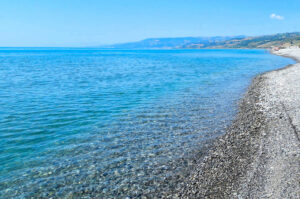 Le spiagge più belle della Calabria 2025: dal Tirreno allo Jonio ecco 10 paradisi mozzafiato per la tua estate 57 Rocca Imperiale
