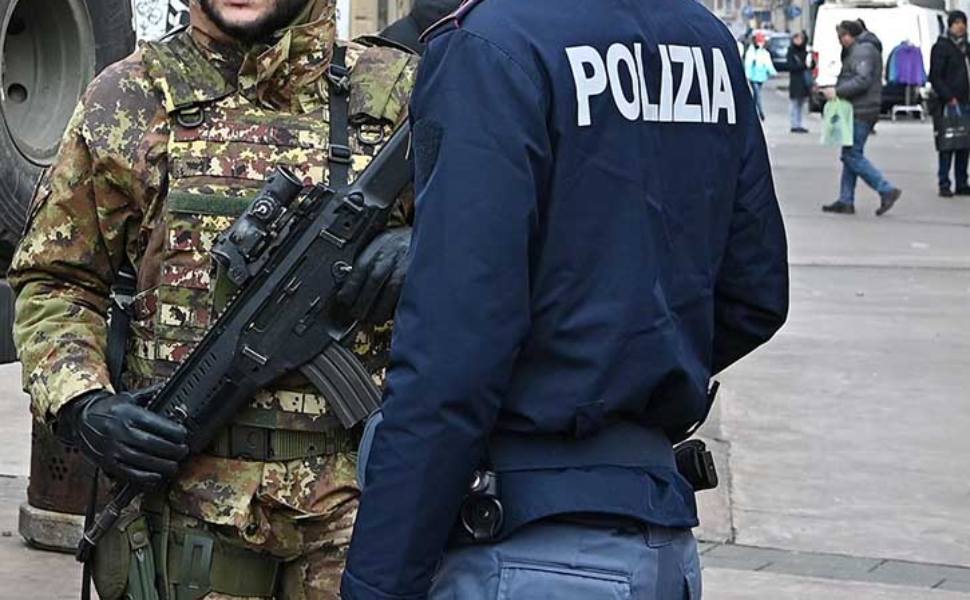 Allerta massima in Italia dopo l’attacco all’Iran: stretta su sicurezza, web, aeroporti e confini 54 allerta terrorismo