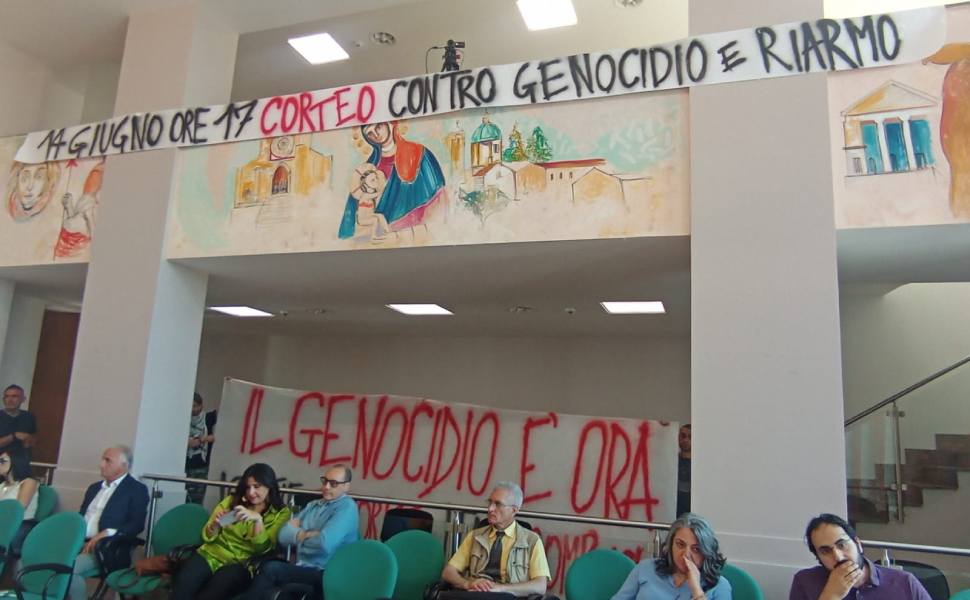 consiglio comunale cosenza palestina