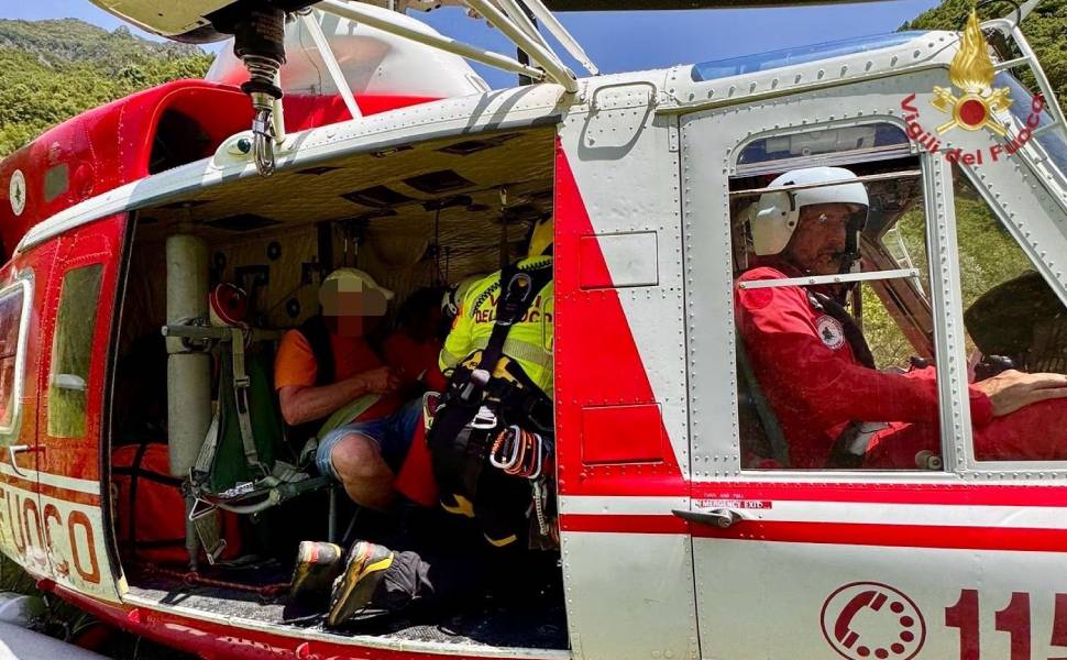 elicottero vigili fuoco 02