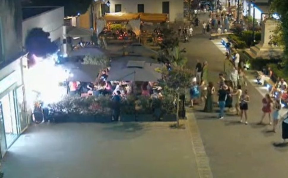 Esplosione locale Tropea