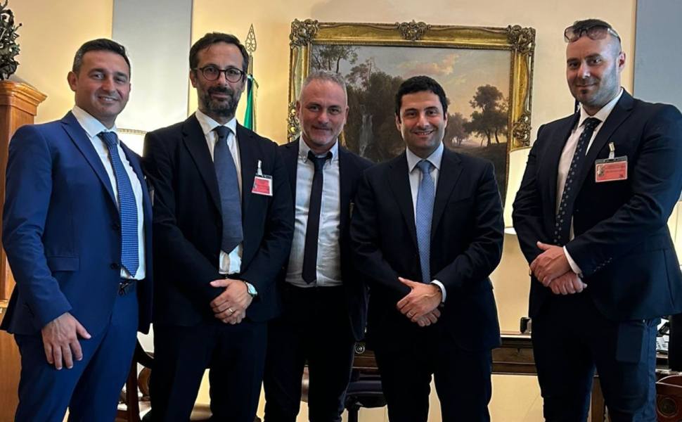 Il ponte tibetano tra Grisolia e Maierà: simbolo di sviluppo e coesione per l’Alto Tirreno cosentino 54 On Gentile Giuseppe Bellusci_ Carmine Perrotta_Giovanni Servidio_Antonio Capalbo