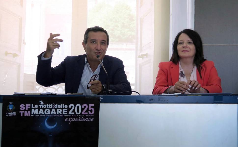 San Fili, tornano “Le notti delle Magare”: un’esperienza immersiva tra riti, suoni, spettacoli e saperi antichi 56 SAN FILI Notte delle magare 2025 02