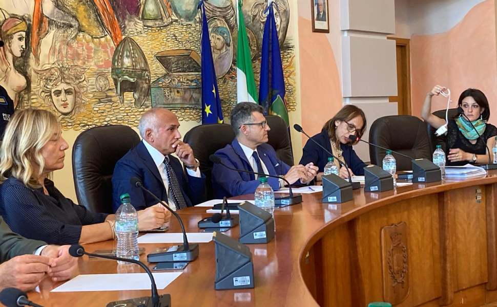consiglio comunale cosenza 29 luglio 01