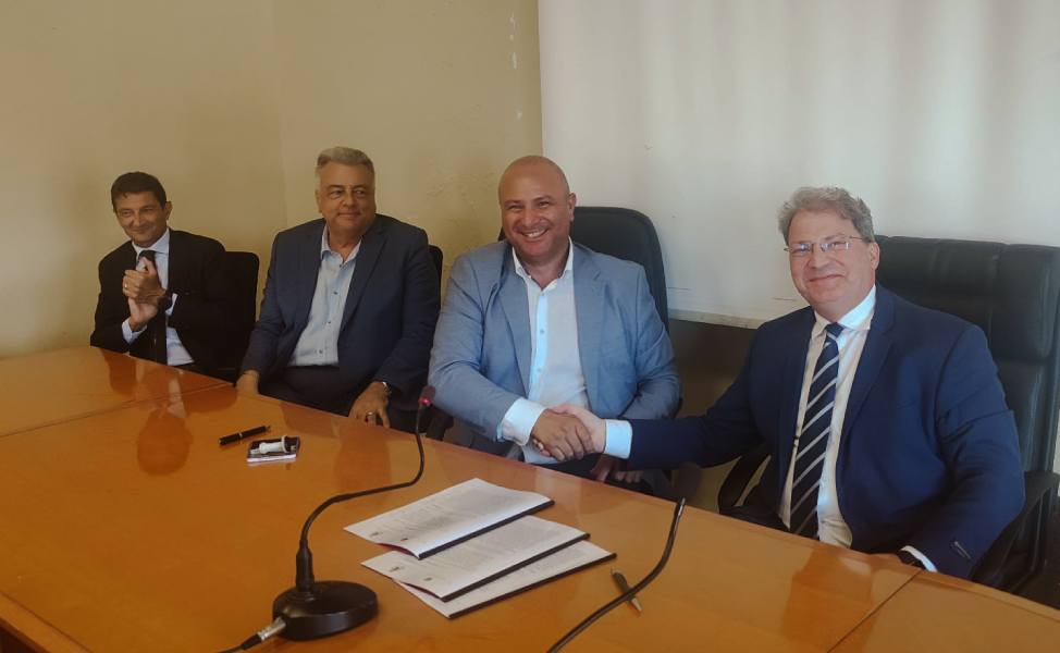 Praia a Mare, firmato lo storico accordo con il Demanio: chiuso il contenzioso da 1,4 milioni 56 demanio praia a mare sttretta di mano De Lorenzo Zito
