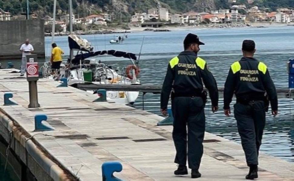 guardia finanza mare