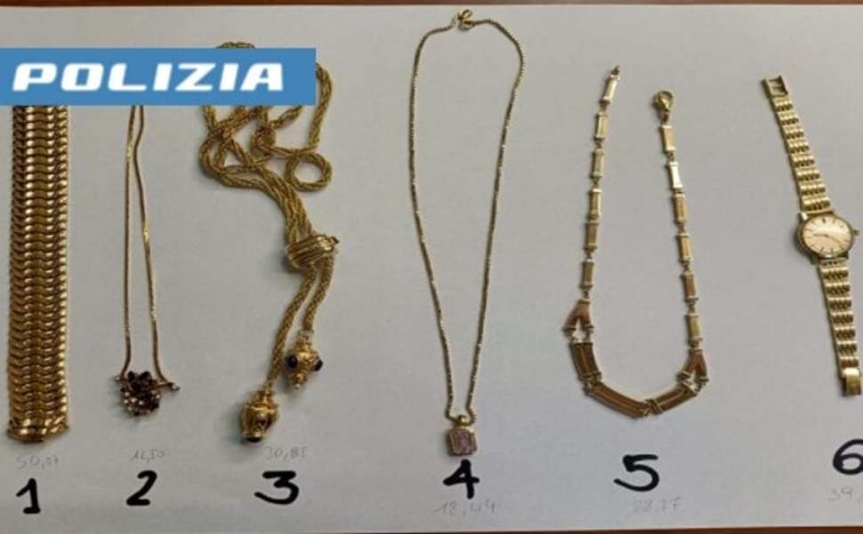 refurtiva polizia truffa anziana 01